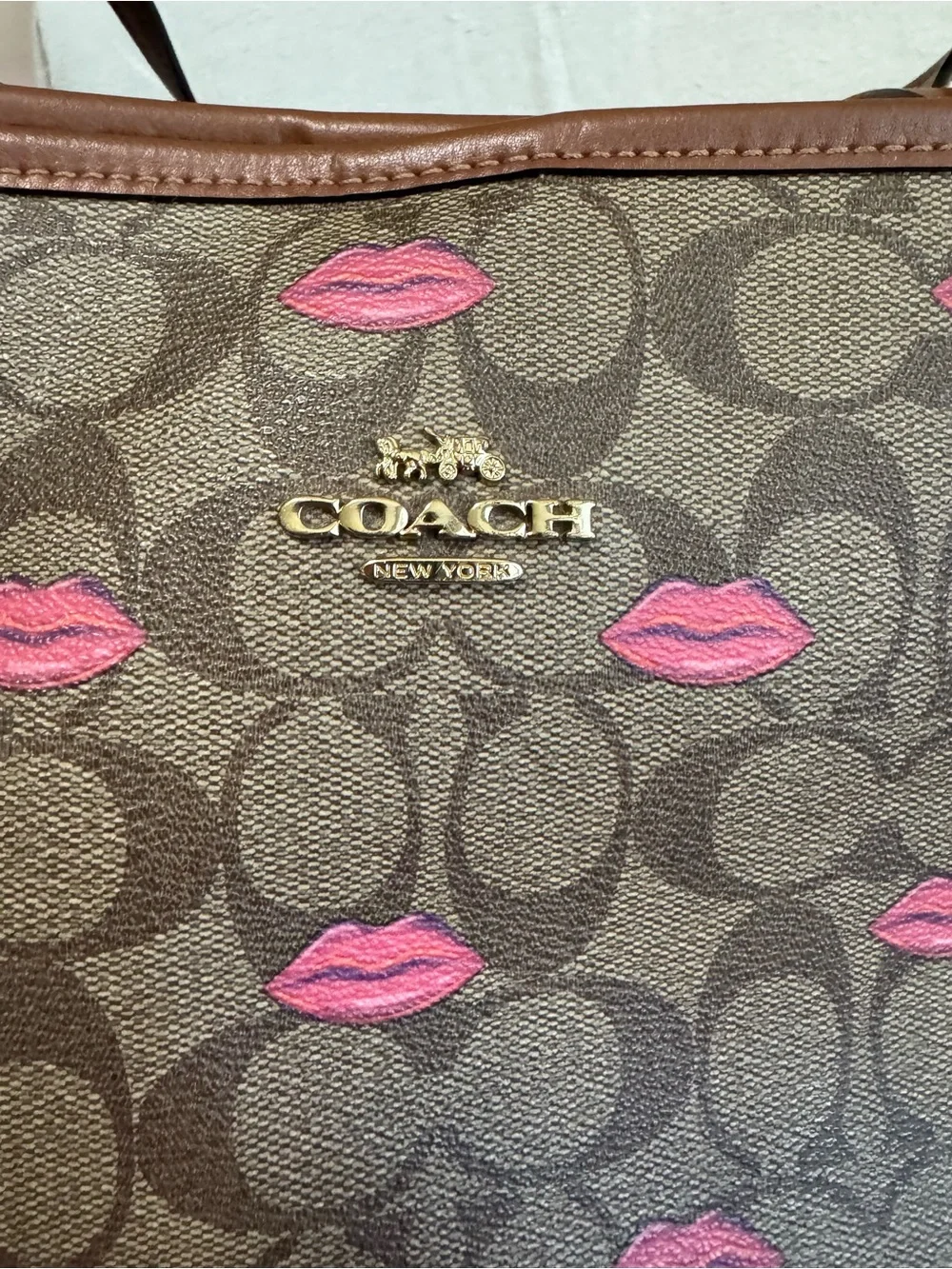Coach Signature Canvas Kiss Print City Tote Brown & Pink